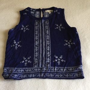 Monteau brand summer top size large